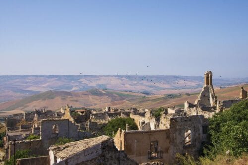 Un pueblo en ruinas